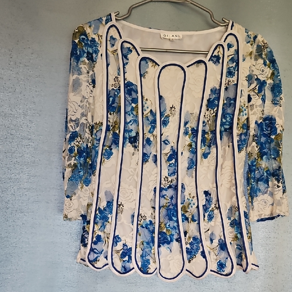 Elegant Blue Floral Lace Blouse‎